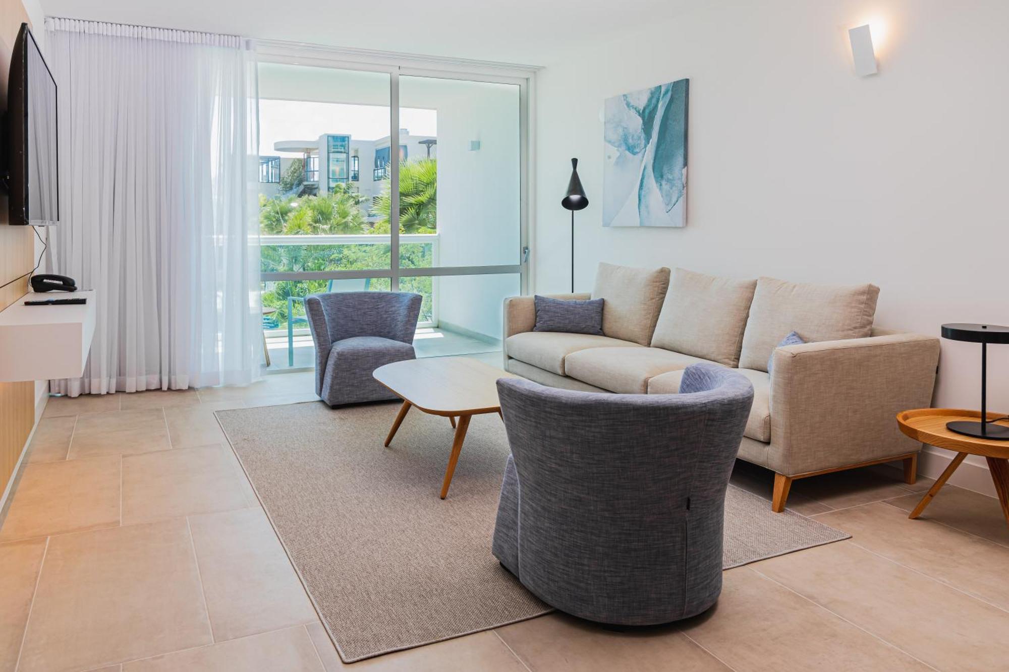 فندق Radisson Blu Aruba شاطئ بالم المظهر الخارجي الصورة